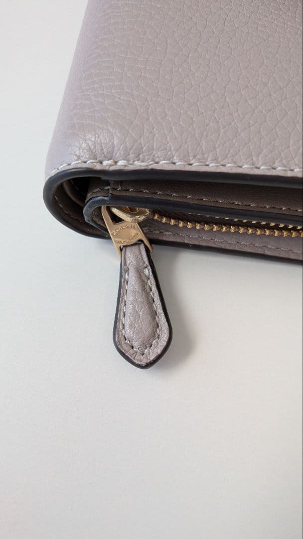 COACH　二つ折り財布