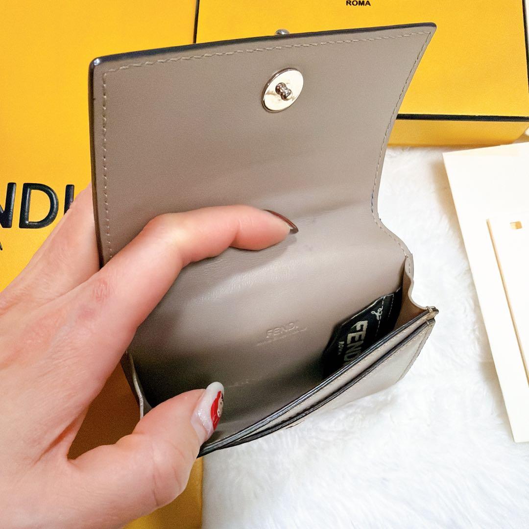 FENDI グレー 二つ折り財布　名刺入れ カード入れカードケース