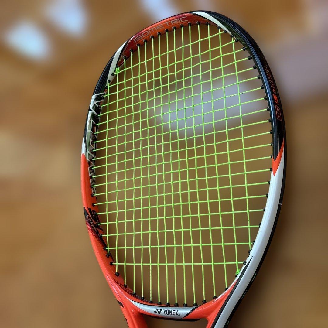 【極美品】 YONEX ヨネックス テニスラケット VCORE Si 98 G2
