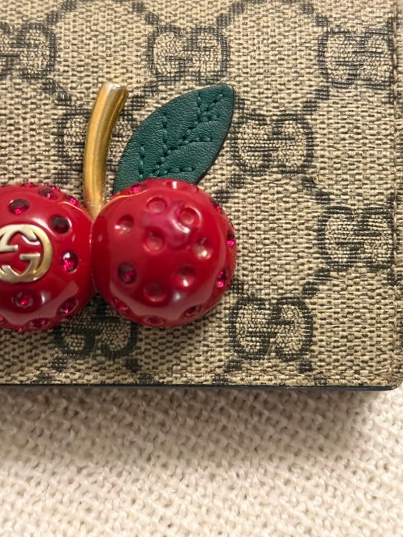 GUCCI 二つ折り財布 さくらんぼ