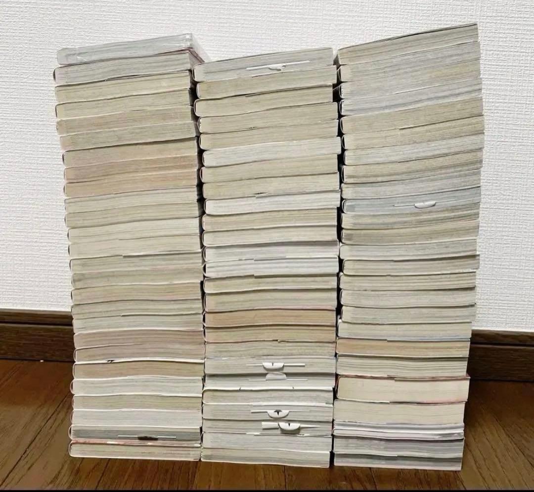 ナルト1〜72 全巻　ガイドブック含む関連本8冊付き　1巻は新品シュリンク付き
