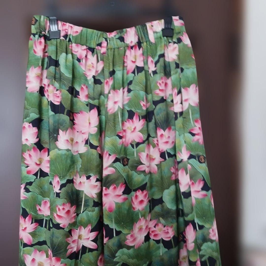 &エルシーのキュロット蓮の花プリント