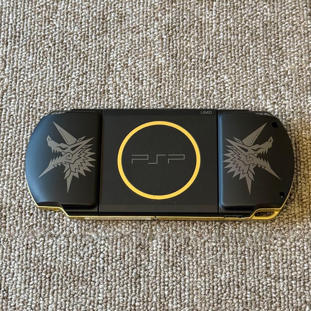 PSP-3000 本体 モンスターハンターポータブル 3rd ハンターズモデル