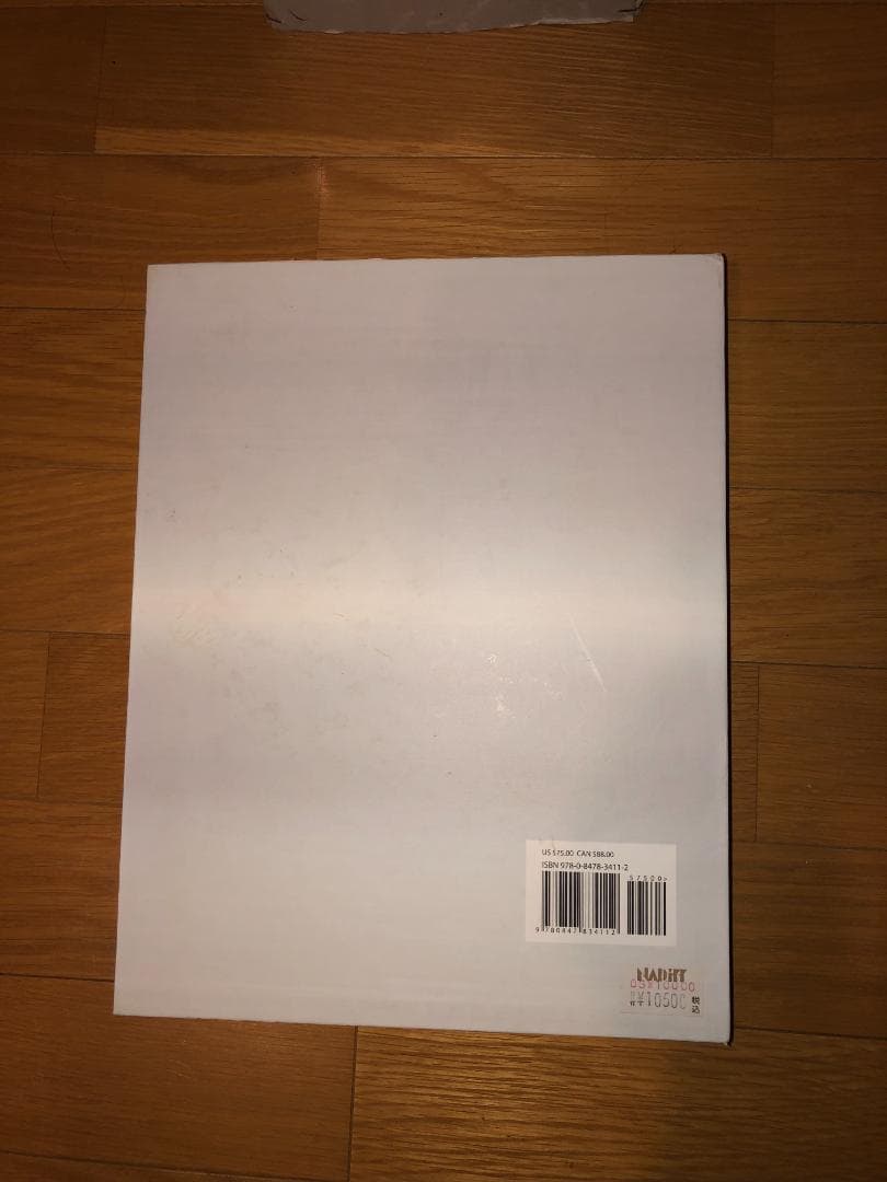 TOKUJIN YOSHIOKA　吉岡徳仁