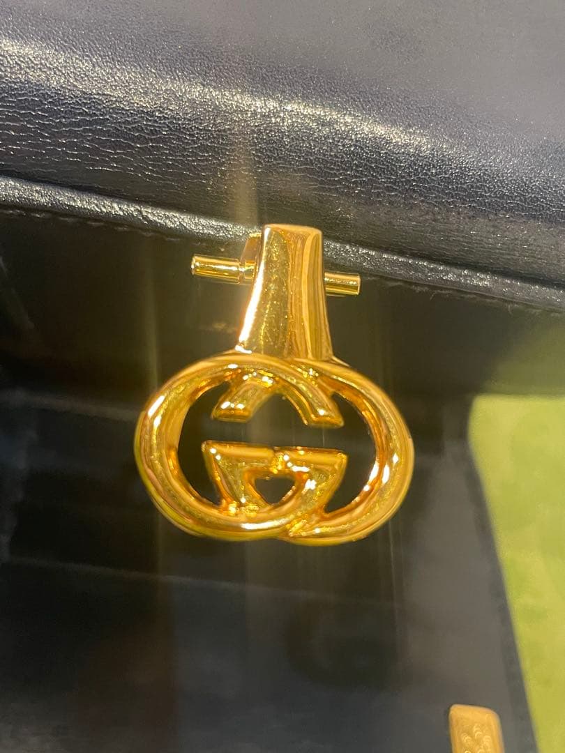 【新品未使用】GUCCI グッチ　インターロッキングG金具　二つ折り財布