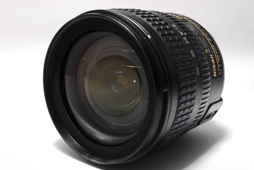 ♥初心者安心モデル♥Nikon D5000♥高画質 バリアングル液晶