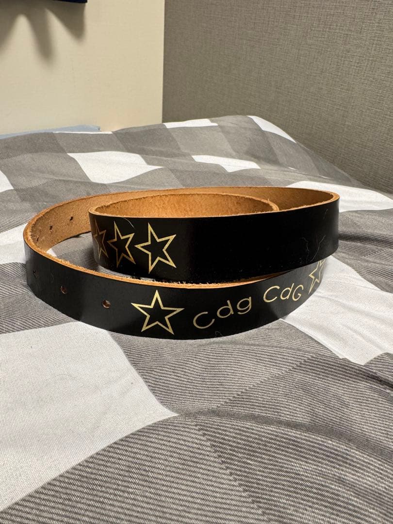 CDG 星モチーフ レザーベルト