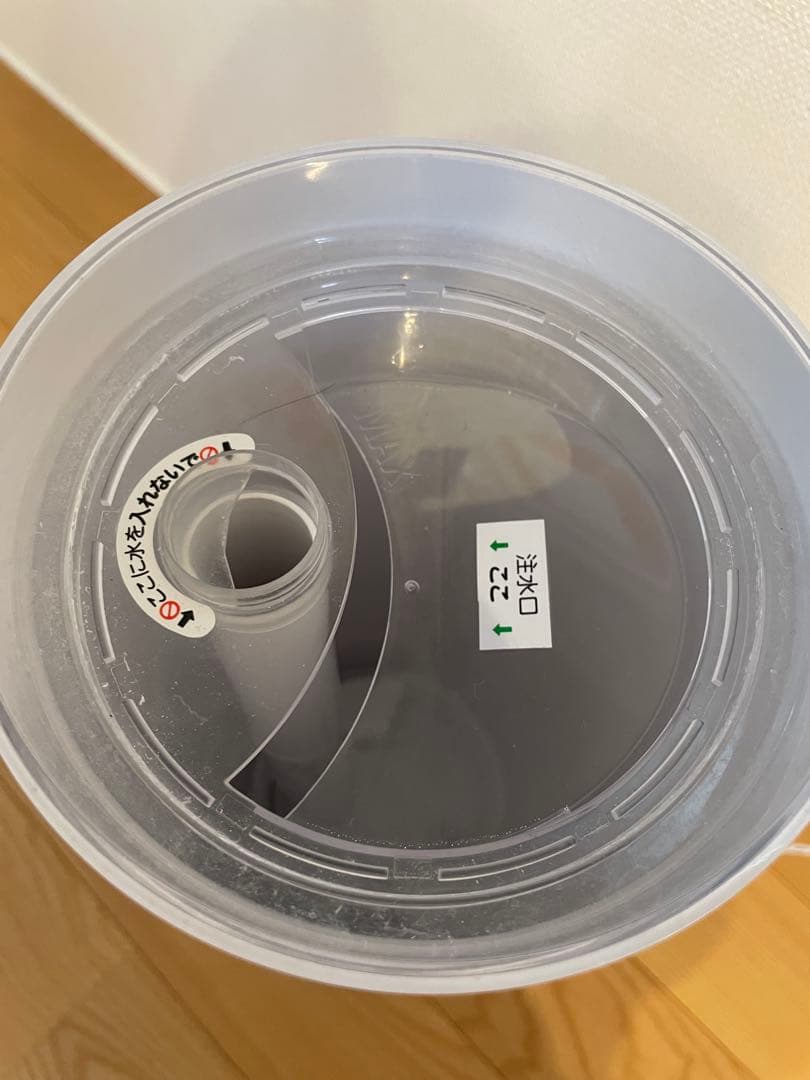 【格安　超音波式】duux タワー型加湿器　スタイリッシュ