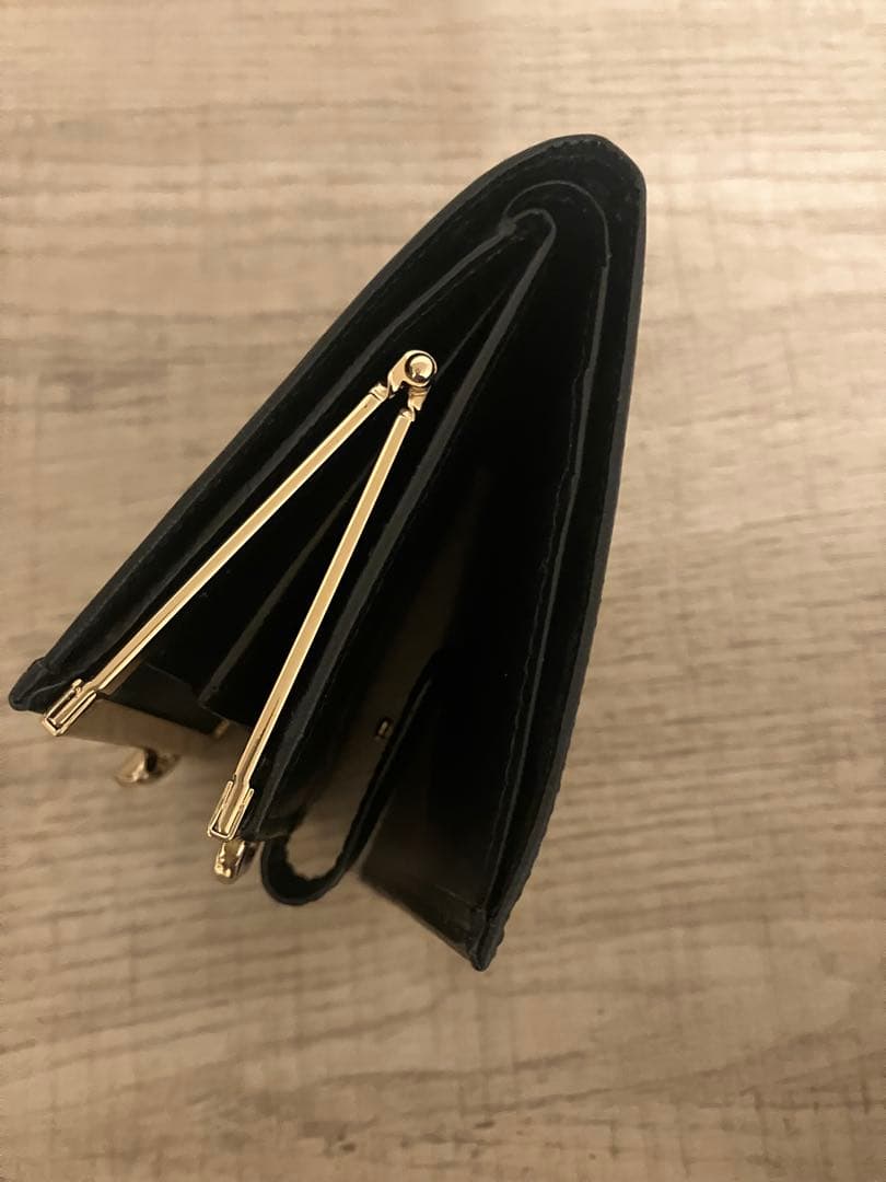 バーバリー　折り財布　内側白く
