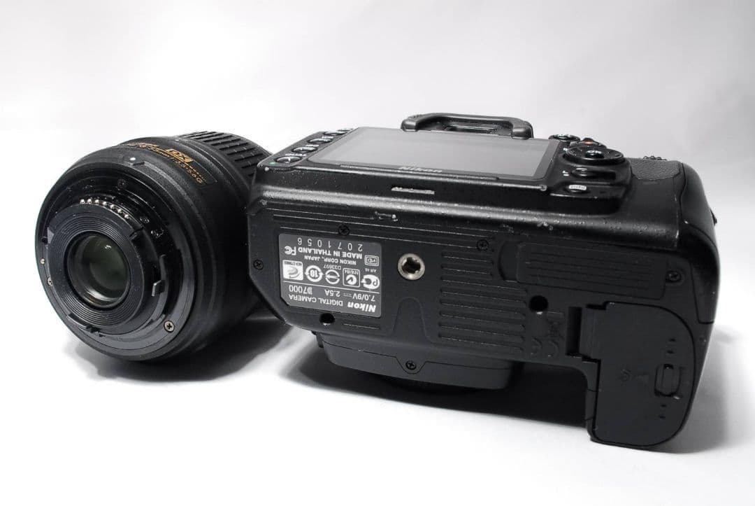 ♥写真に差が出る♥Nikon D7000♥上位モデル♥動作良好 高画質 高性能