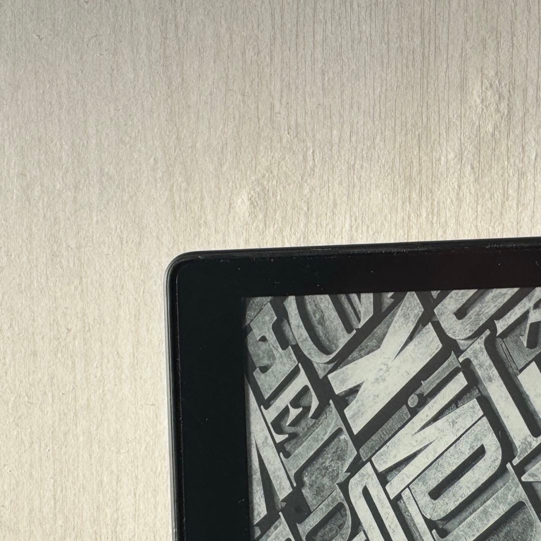 kindle 10世代　広告無し8GB ケース　画面フィルム付き　美品
