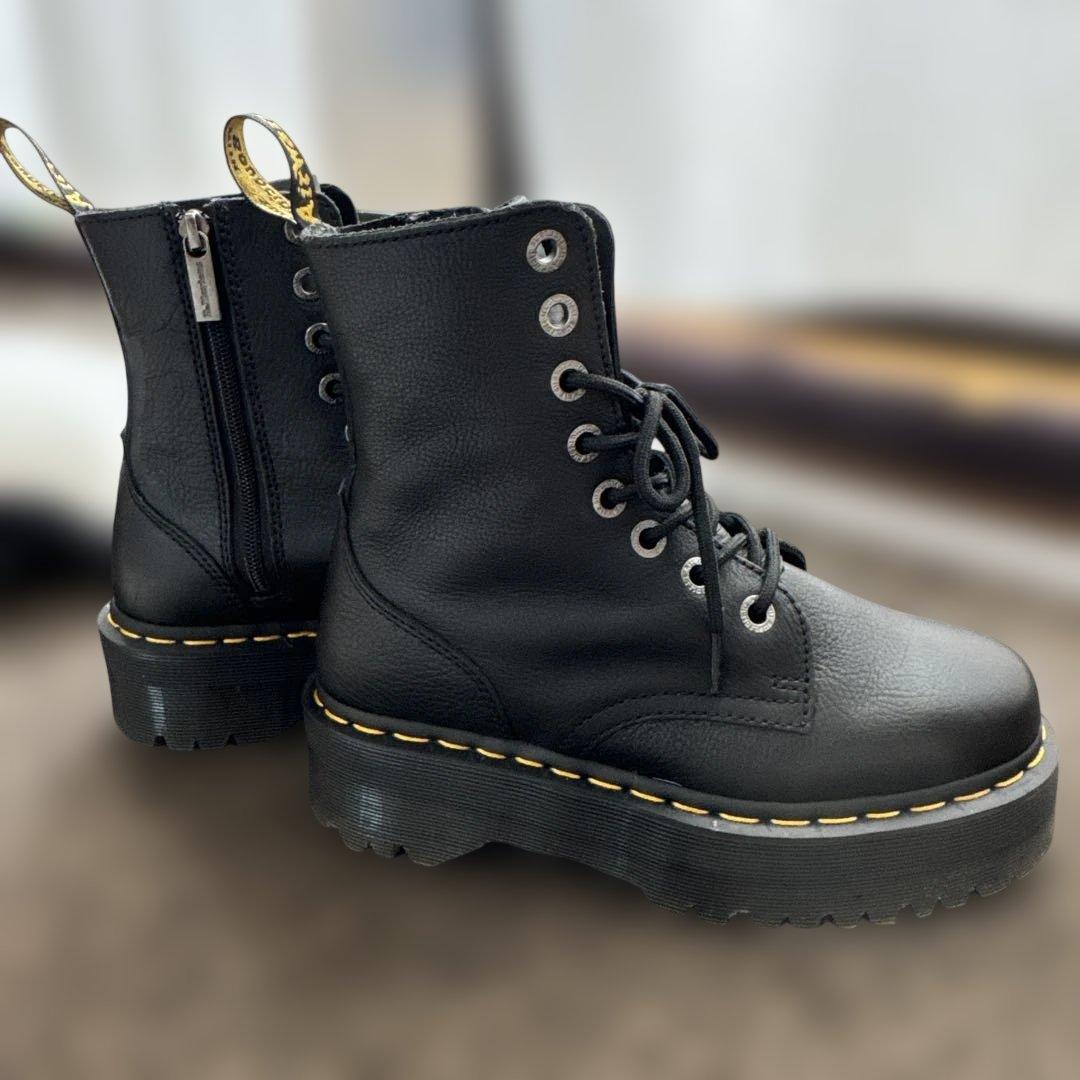 超美品　Dr.Martens 厚底 マット ブラックEU38