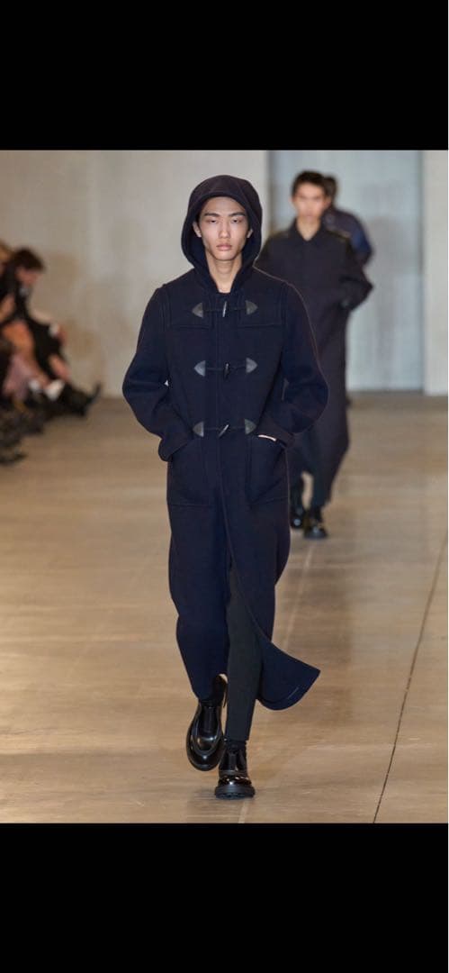 prada プラダ　23aw ダッフルコート フード付き