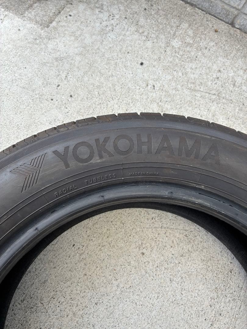 送料込み185/60r15YOKOHAMA ブルーアース25年製造4本セット