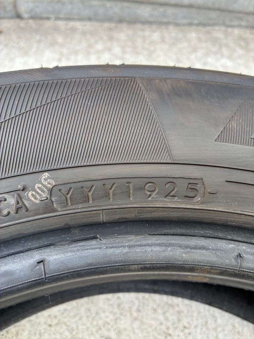 送料込み185/60r15YOKOHAMA ブルーアース25年製造4本セット