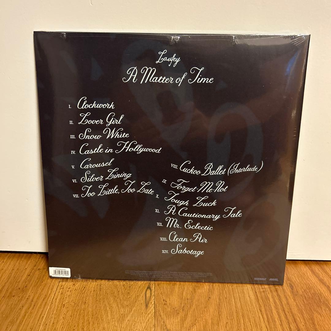 洋楽 Laufey A Matter of Time (Summer Edition)