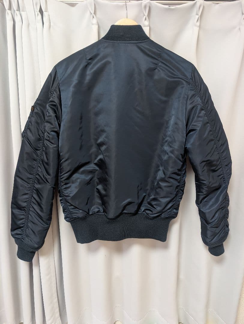 Alpha industries MA-1 Mサイズ