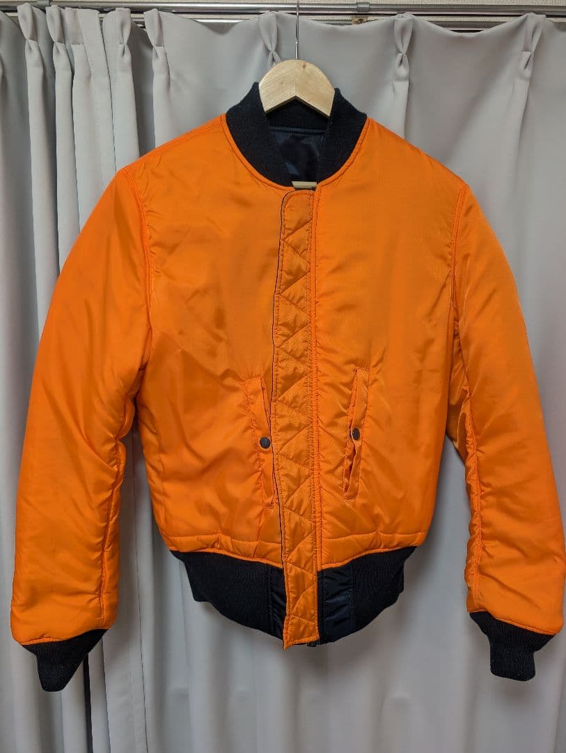 Alpha industries MA-1 Mサイズ