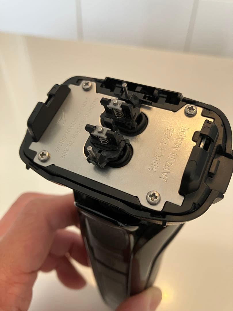 ラムダッシュ　パナソニック5枚刃　ES-CLV7C メンズシェーバー 替刃交換済