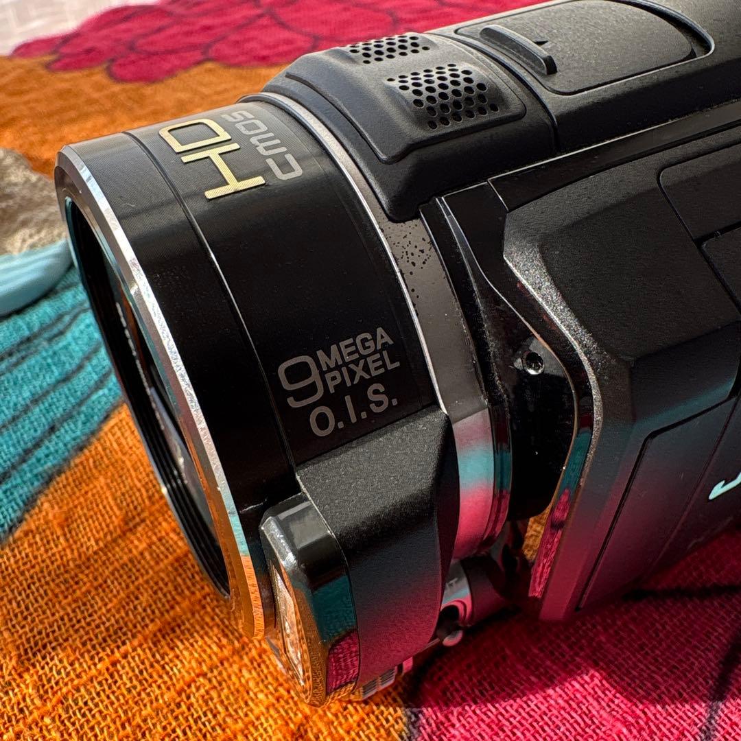 JVC　Everio GZ-HM400-B