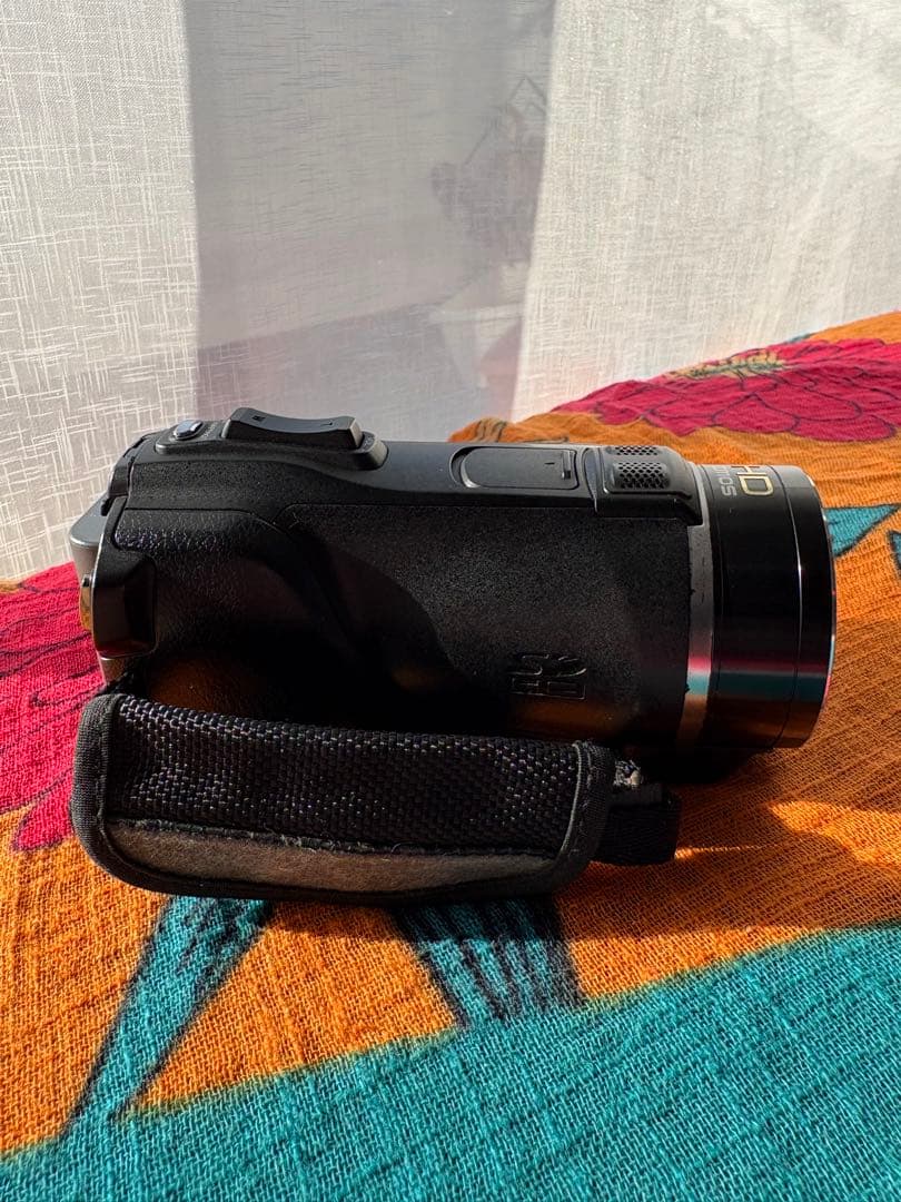 JVC　Everio GZ-HM400-B