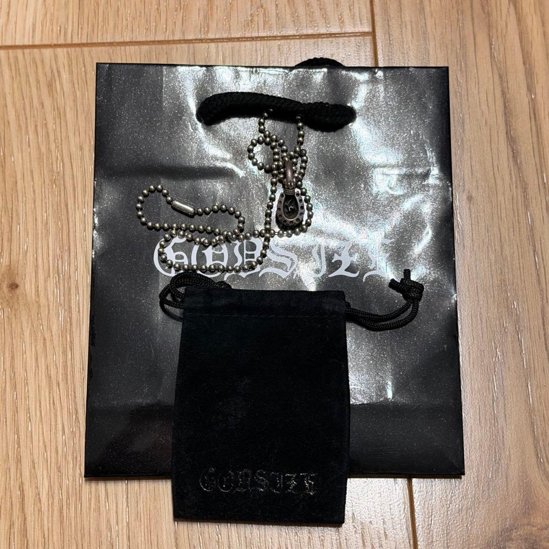 ゴッドサイズ/GOD SIZE HORSESHOE CROWN Pendant