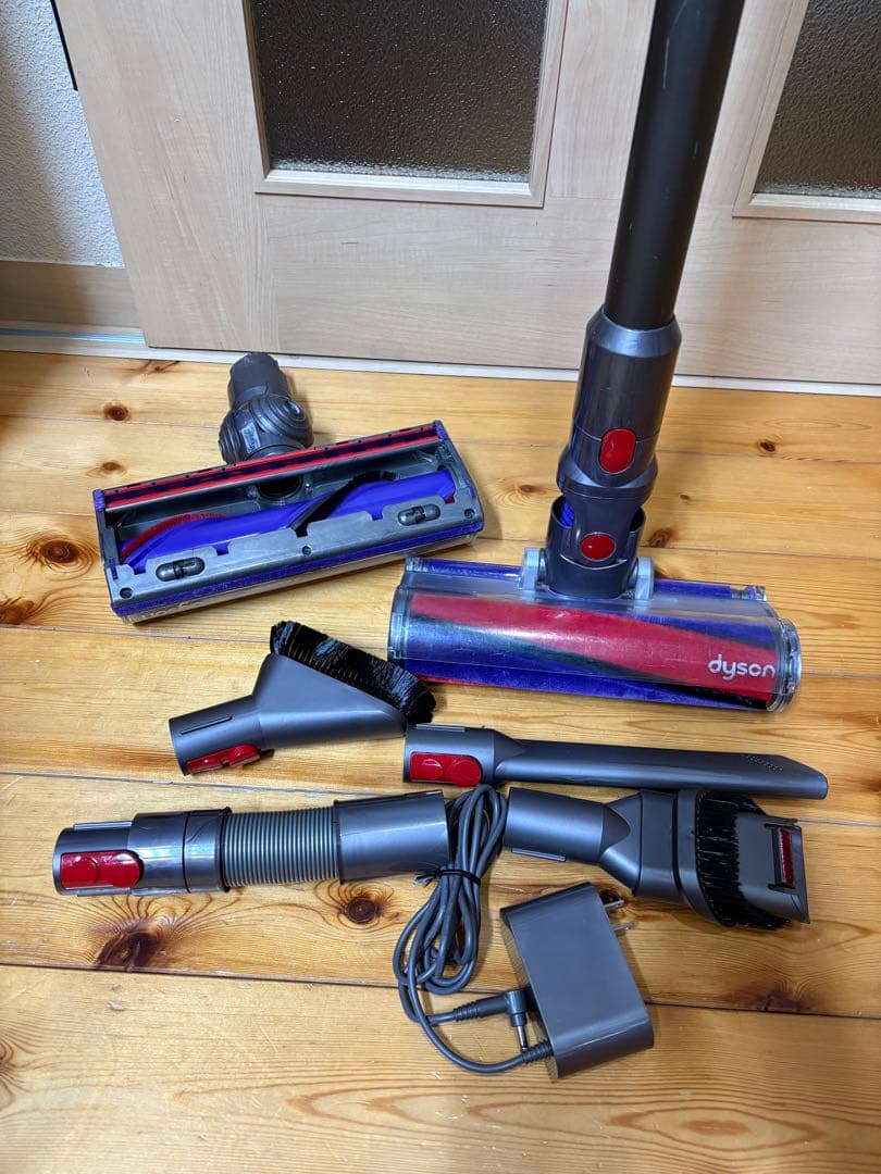 ダイソン掃除機V10 SV12　可動品
