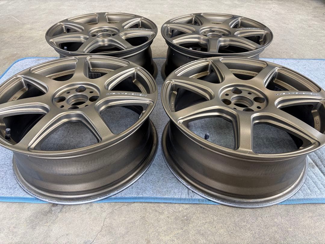 WORK エモーション T7R 4本セット ナット付き 17インチ 4穴