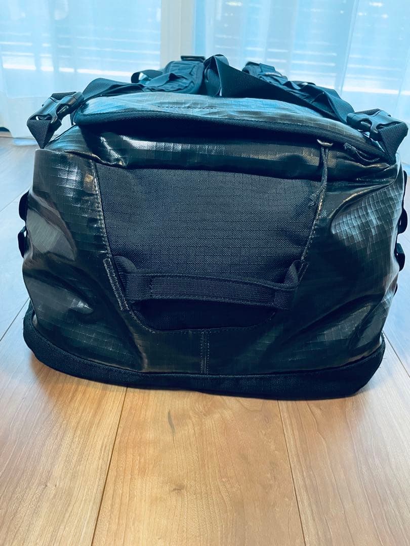 希少Patagonia ブラックホールダッフル Fitz Trout 55L