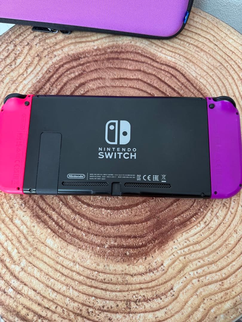 Nintendo Switch ニンテンドースイッチ本体　PPL/PNK箱無し