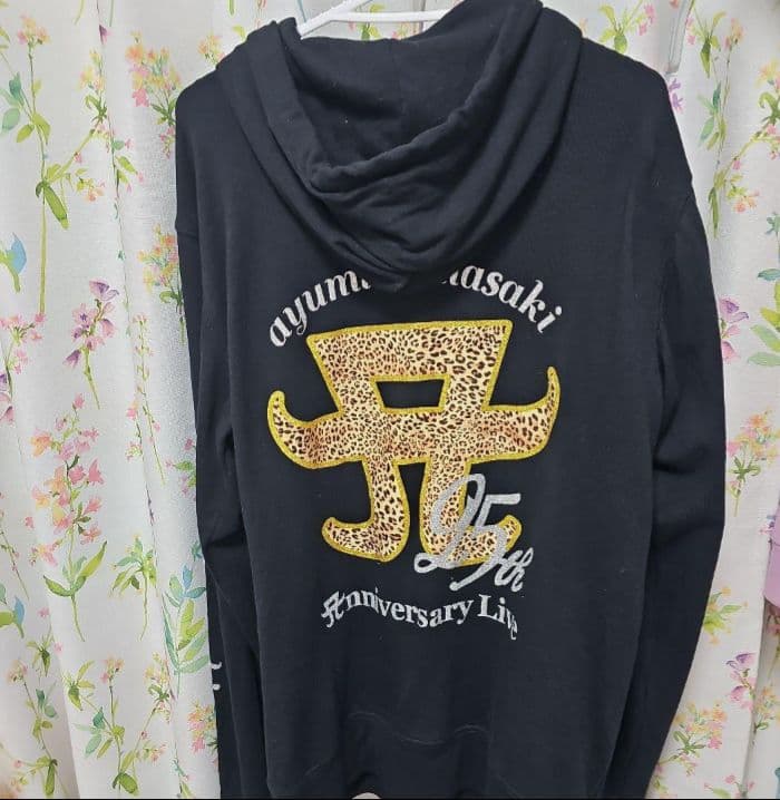ayumi hamasaki 25th Anniversary パーカー XL