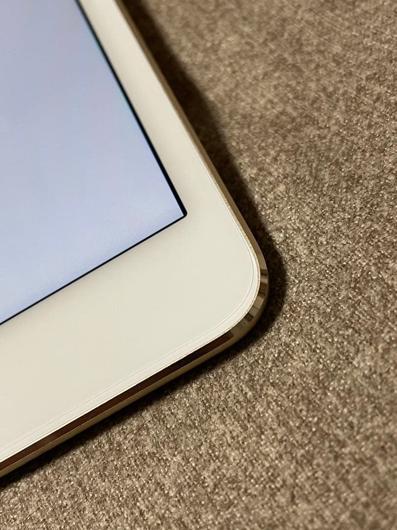 Apple iPad mini4 128GB シルバー　動作完動品　カバー付