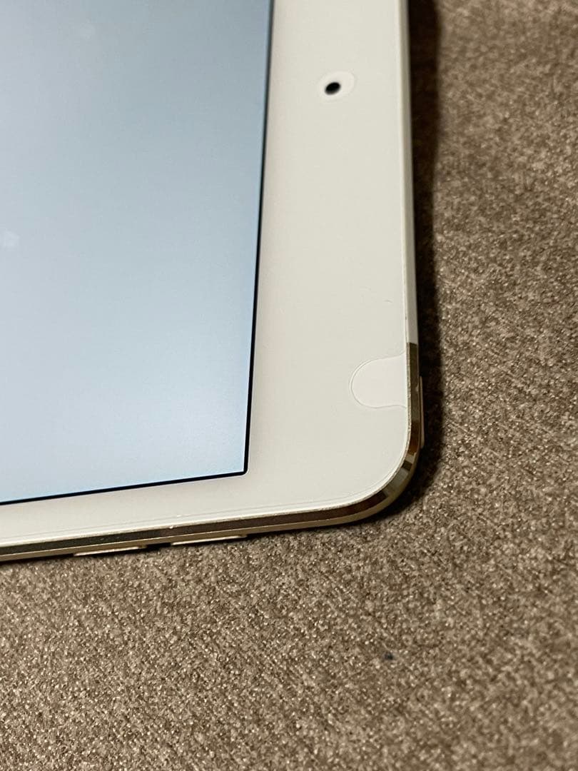 Apple iPad mini4 128GB シルバー　動作完動品　カバー付