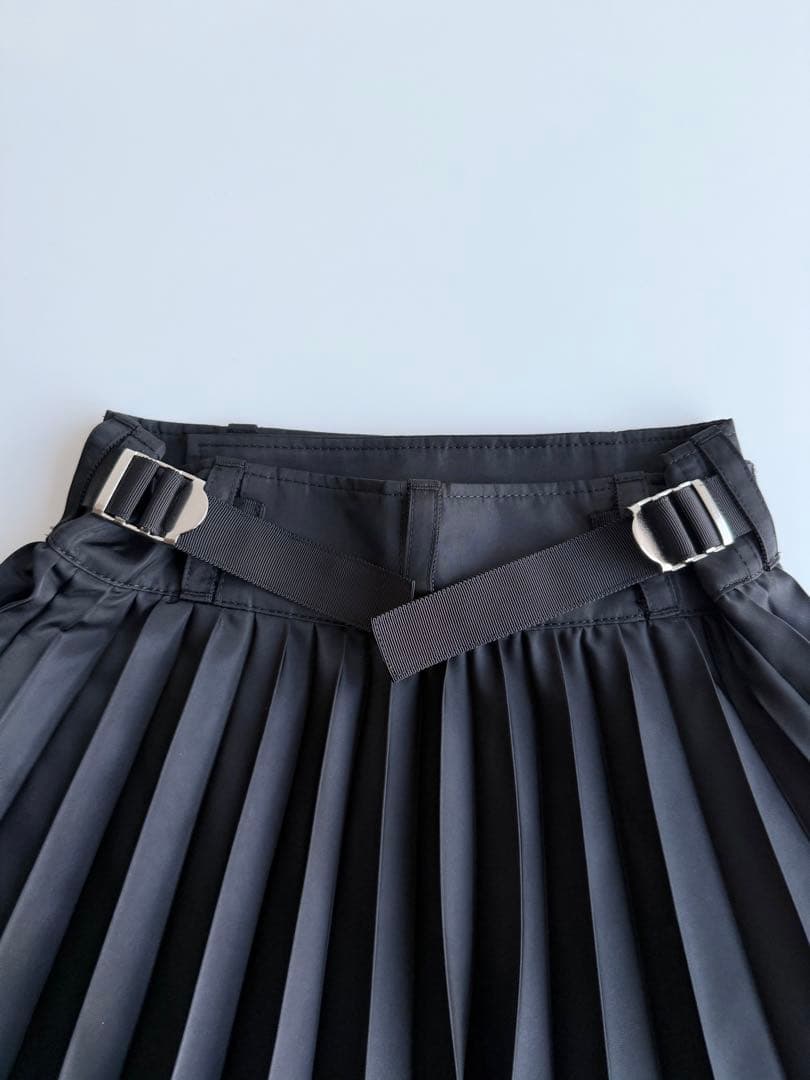 24aw 新品タグ付 sacai プリーツ　すかーと
