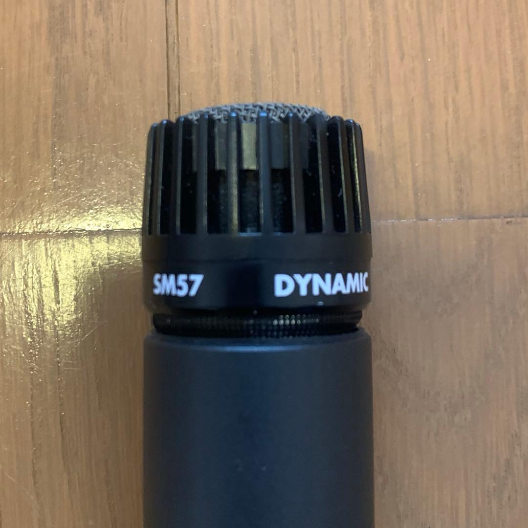 SHURE SM57 ダイナミックマイクとケース
