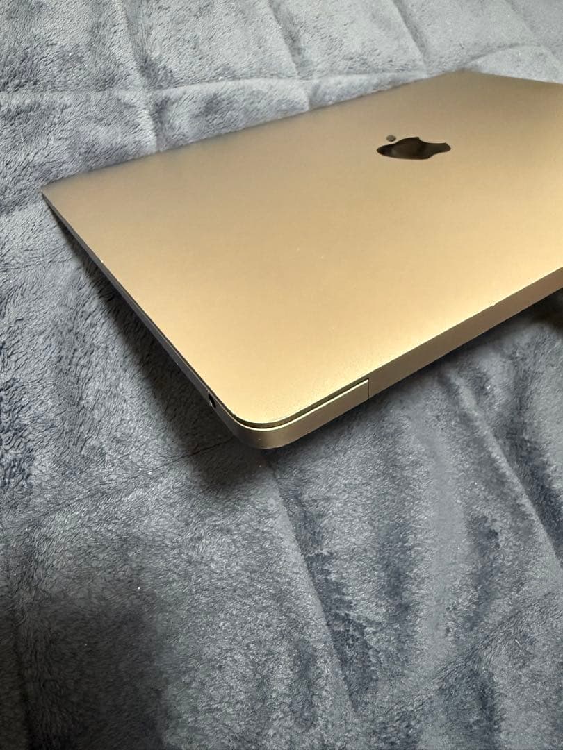 MacBook本体 MacbookAir2020 16gb 512gb