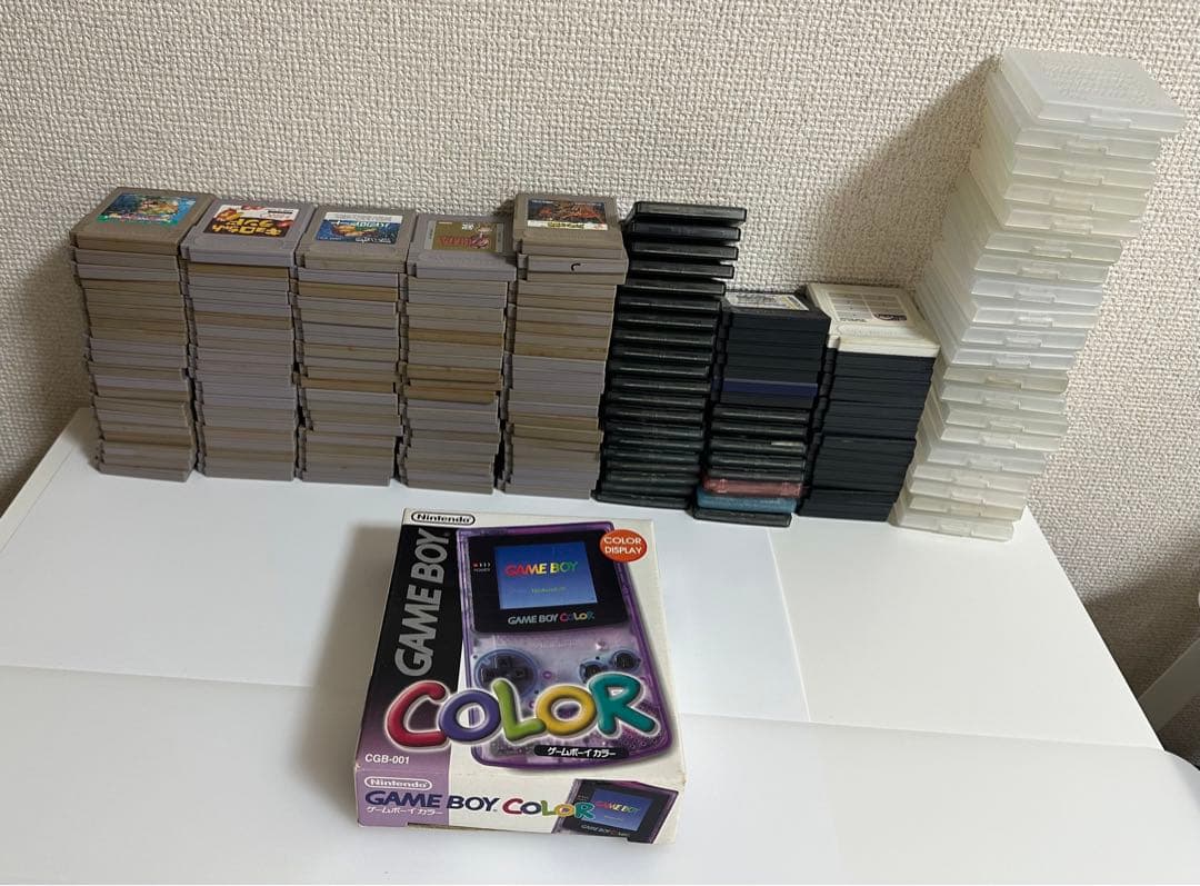 ゲームボーイカラー本体➕ゲームボーイソフト【153本】➕ケース【20個】