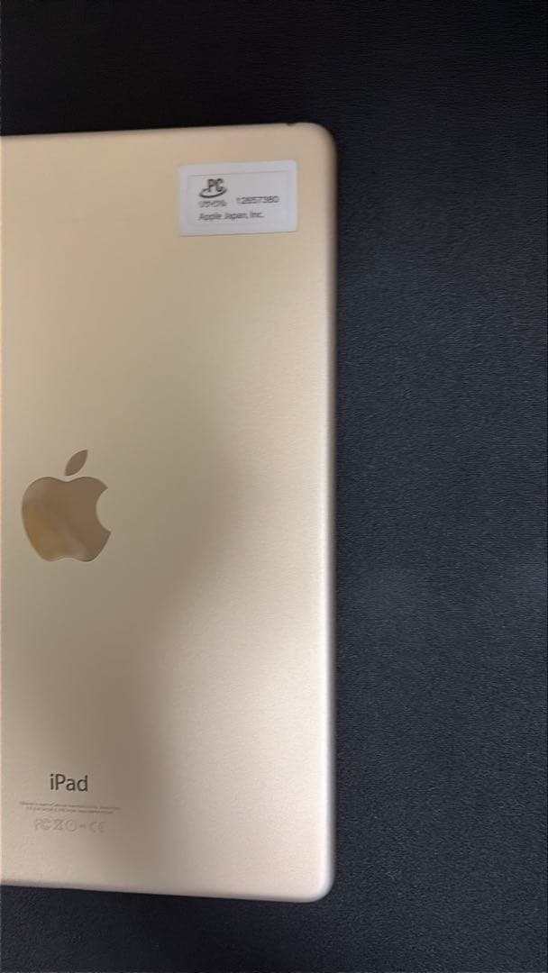 iPad Air2 ゴールド64GB 本体