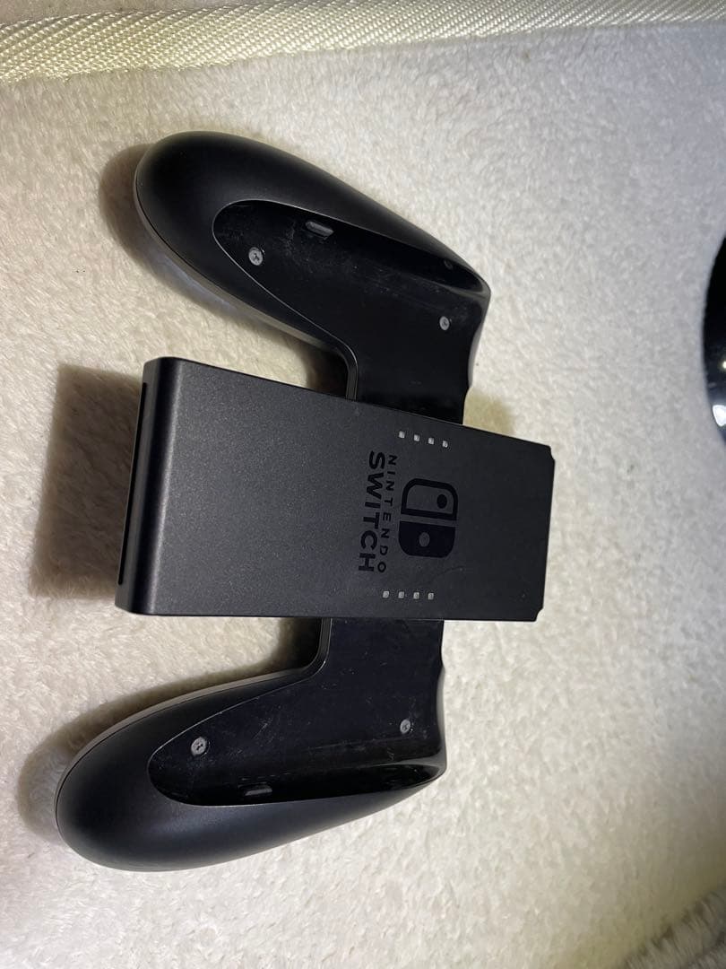 ニンテンドースイッチ 初代 箱付き ジャンク 紫JoyCon接触不良