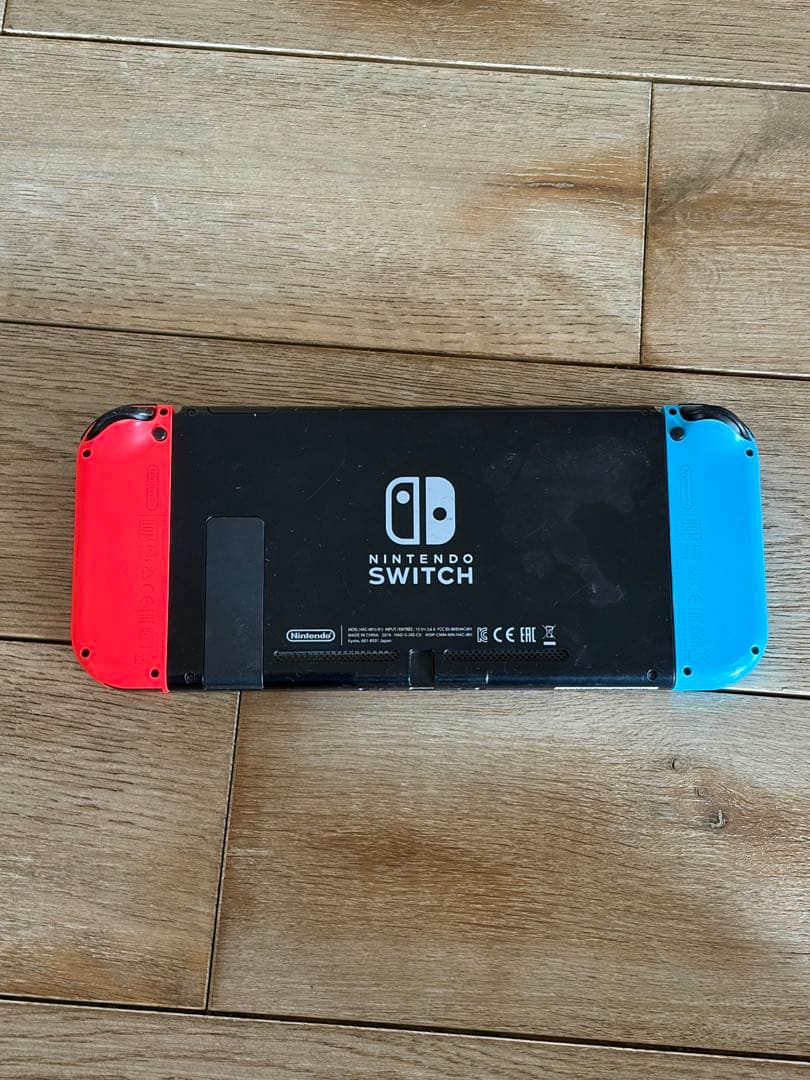 d*7様 任天堂Switch 本体一式 中古