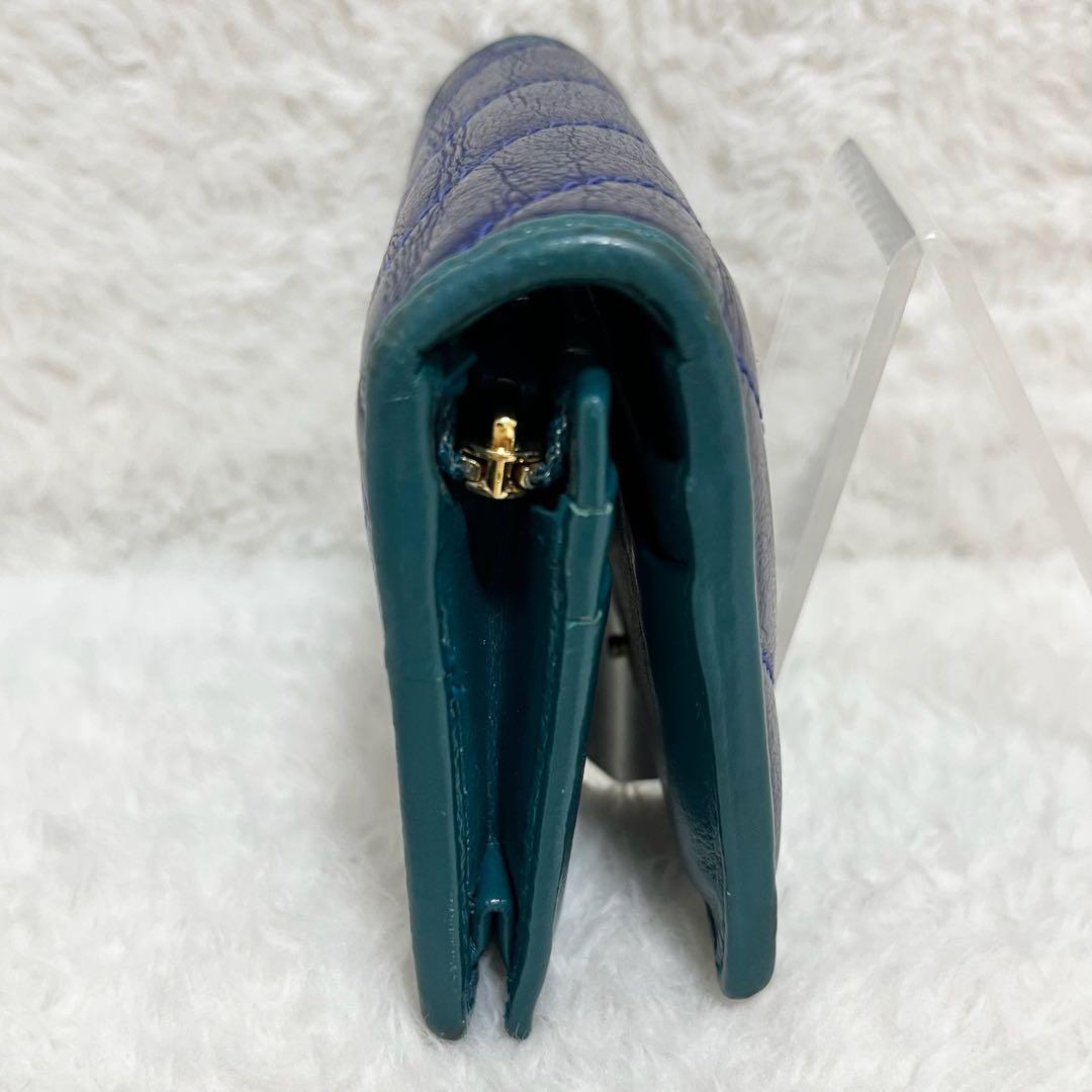 希少 GUCCI GGマーモント キルティング コンパクトウォレット ブルー