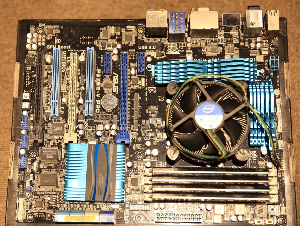 Core i7-2600K, P8Z68-V PRO, メモリ16G セット