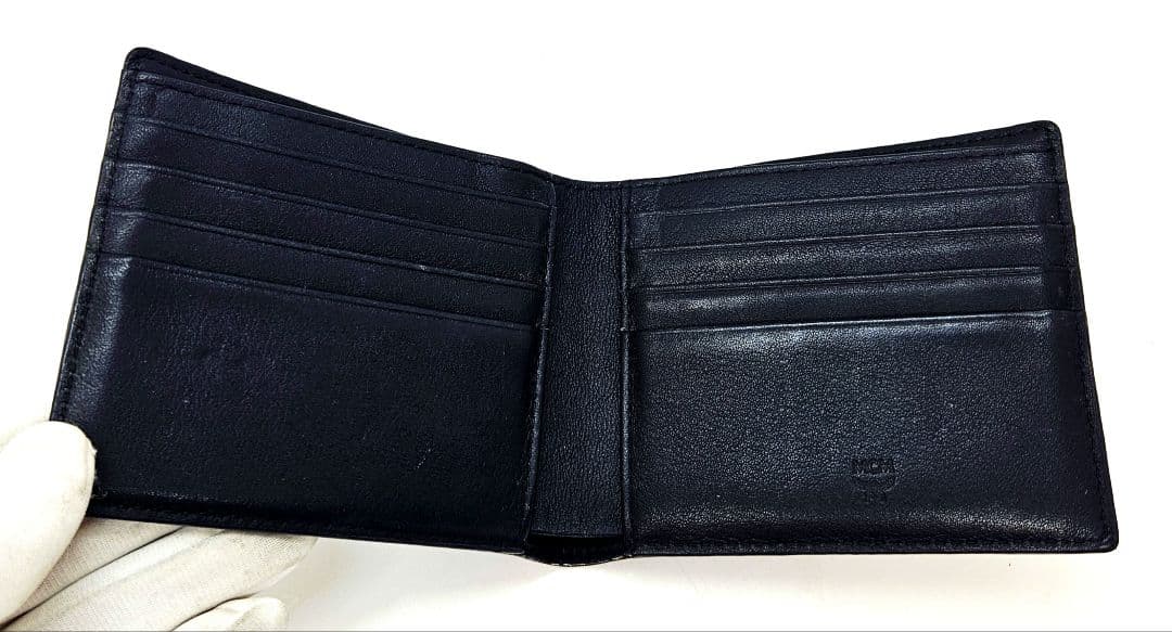 MCM　エムシーエム　ヴィセトス　ロゴ　総柄　折財布　ブラック