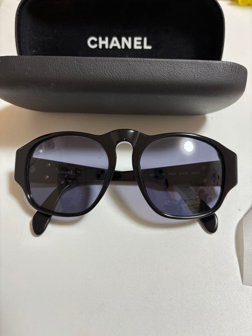 美品❣️最終値下げ‼️CHANEL ブラック ラウンド型サングラス