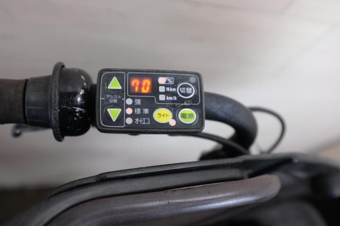 C*n様 BS　Bikke　20インチ3段　8.7Ah（4点灯）充電器あり