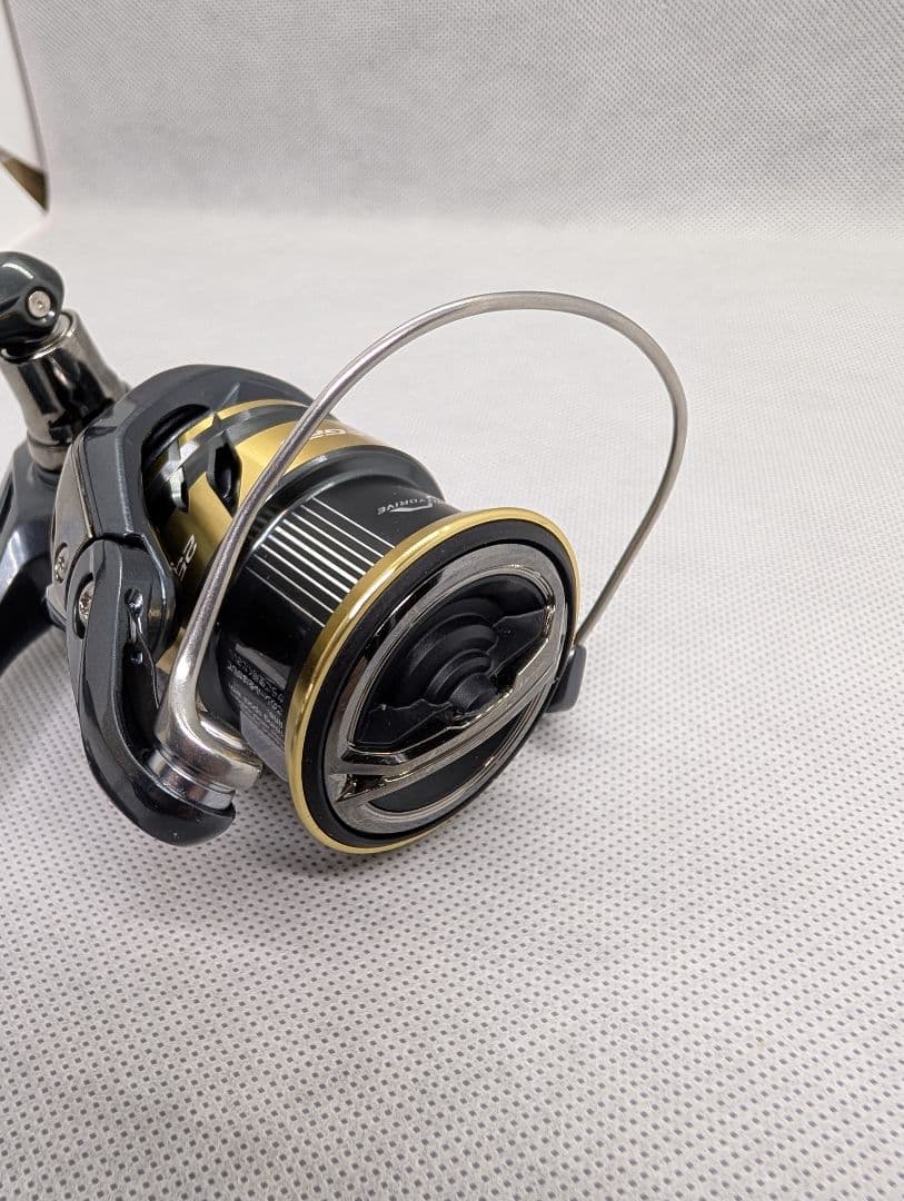 シマノ 25 アルテグラ 2500SHG