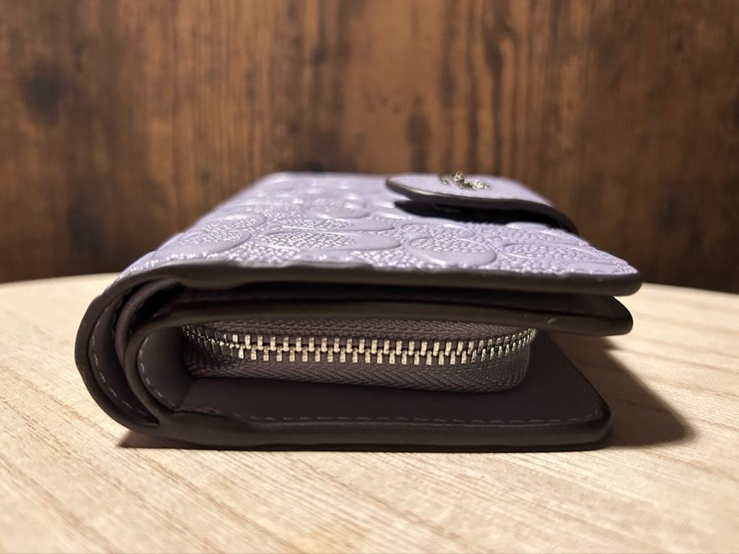 COACH 二つ折り財布　パープル　レディース