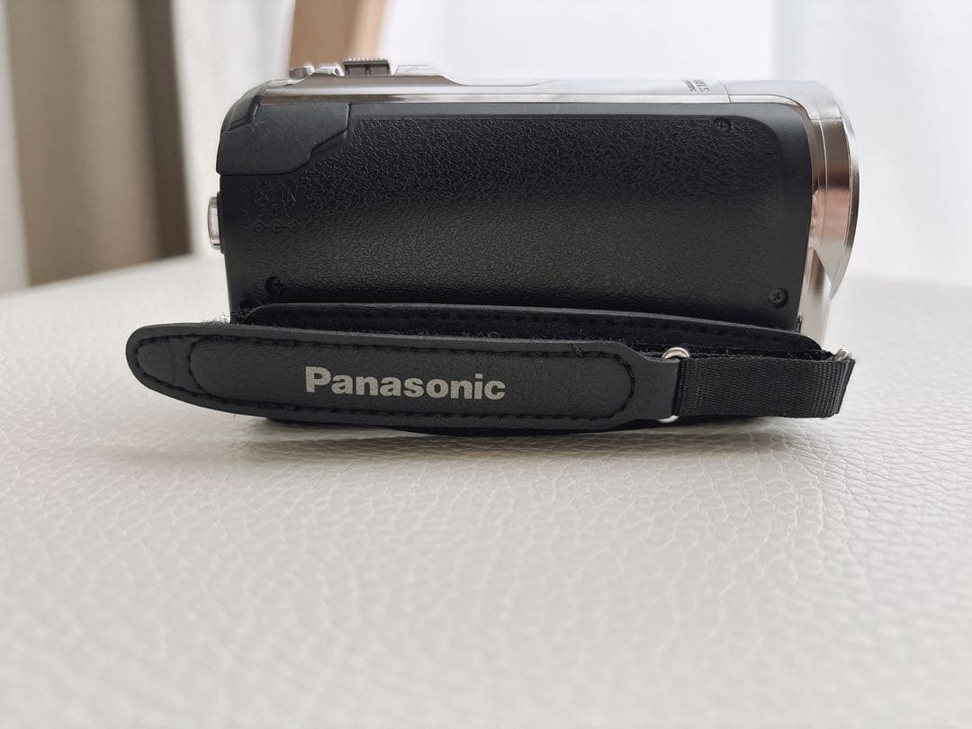 ビデオカメラ Panasonic HDC-TM70