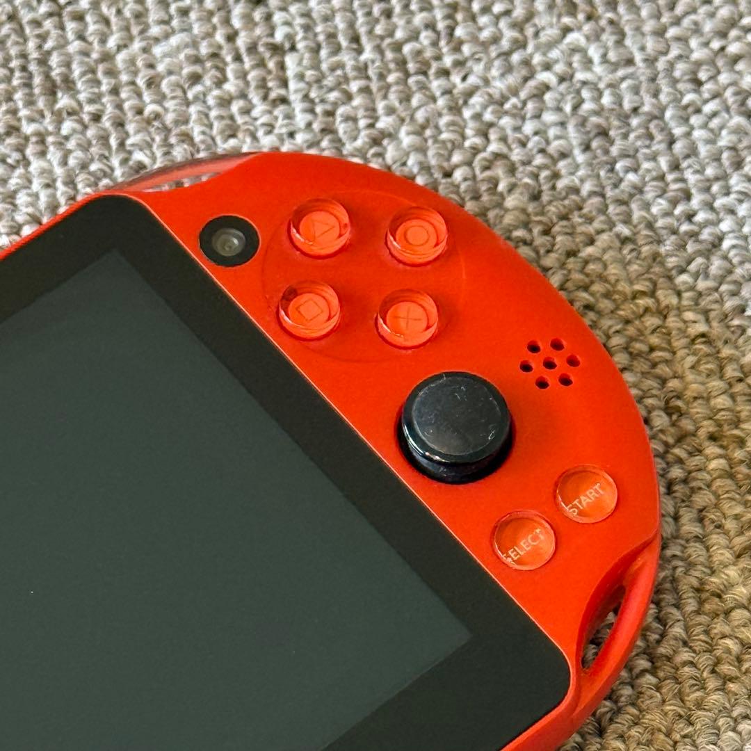 PSVITA PCH-2000 メタリックレッド 箱付き