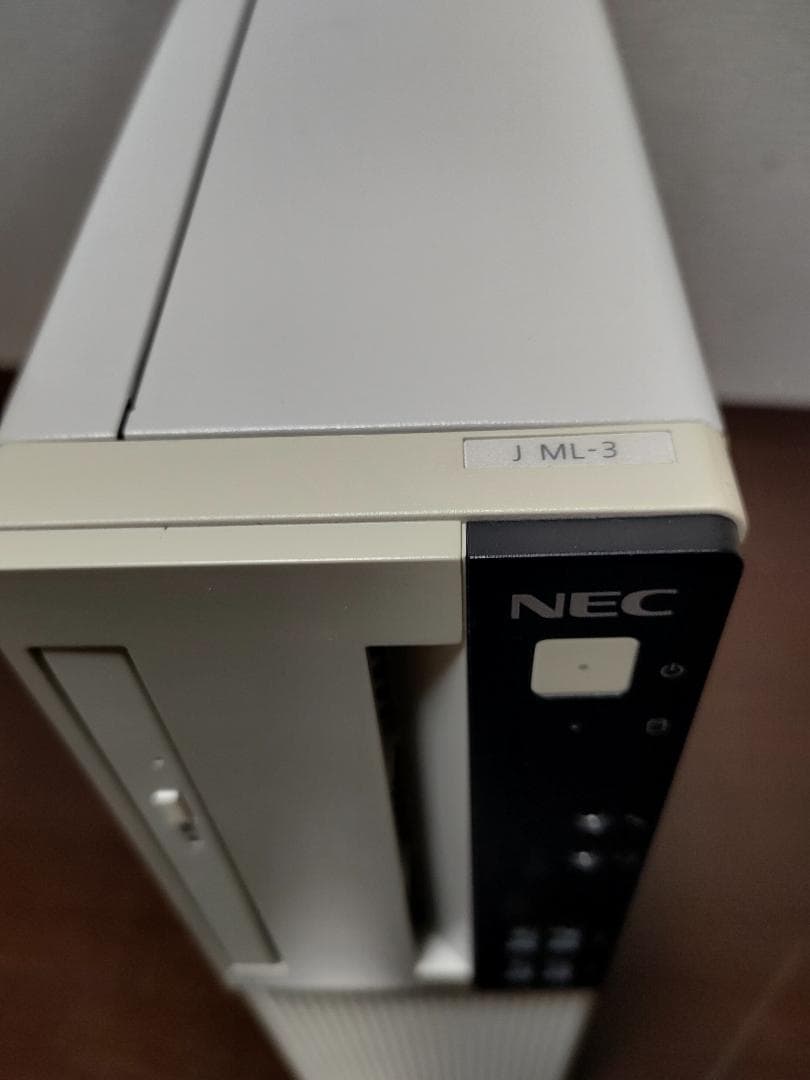 NEC 第８世代CPU　G5400　メモリ8GB　SSD128GB＋HDD２TB